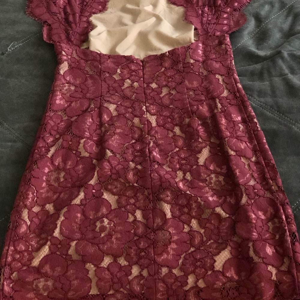 GB dress, worn once. In excellent condition.